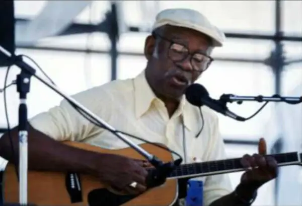 Exploring the Legacy of Andy Kershaw in Radio and Music