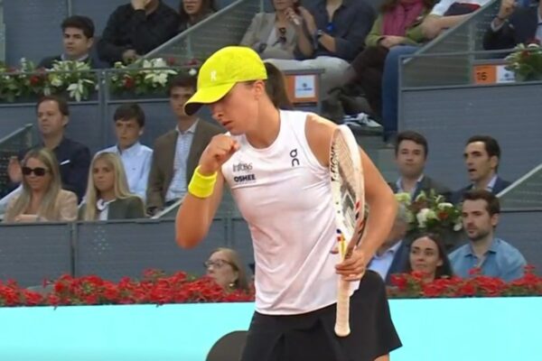 Iga Świątek: Journey of a Rising Tennis Star