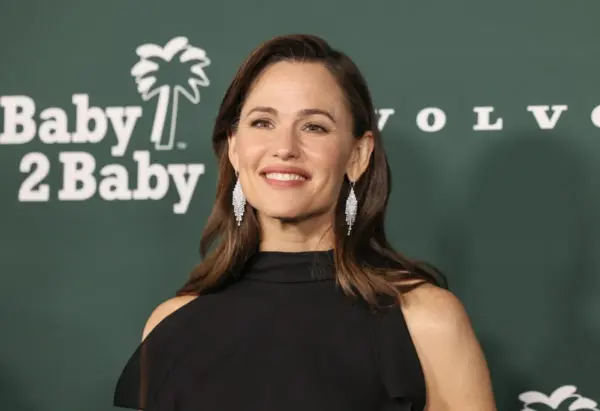 Exploring the Impact and Career of Jennifer Garner