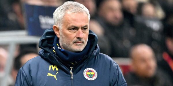 Jose Mourinho: The Tactical Genius of Modern Football