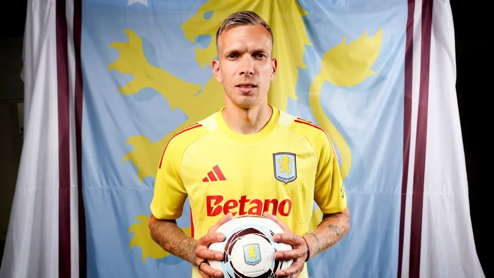 Exploring the Career of Goalkeeper Marco Bizot