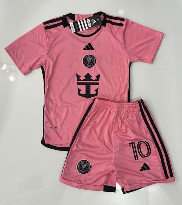 Lionel Messi: Football’s Living Legend