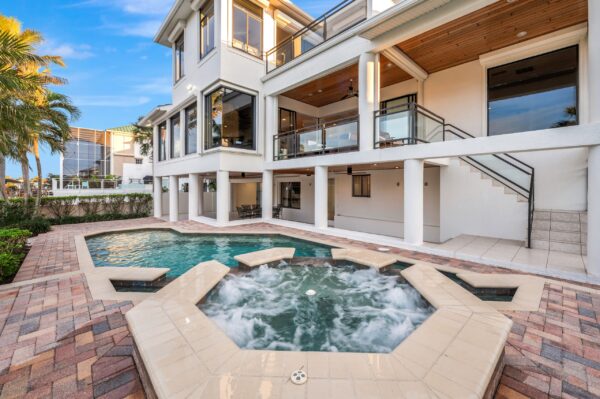 All About Naples: The Heart of Italy’s Rich Heritage