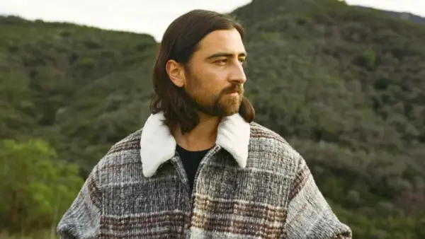 Exploring the Rise of Noah Kahan in the Music Scene