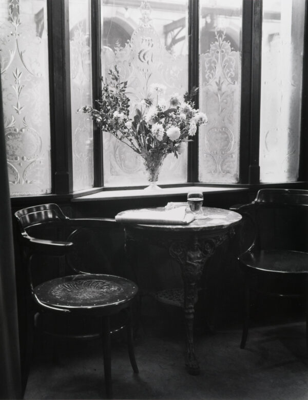 The Role of Pubs in London’s Cultural Identity