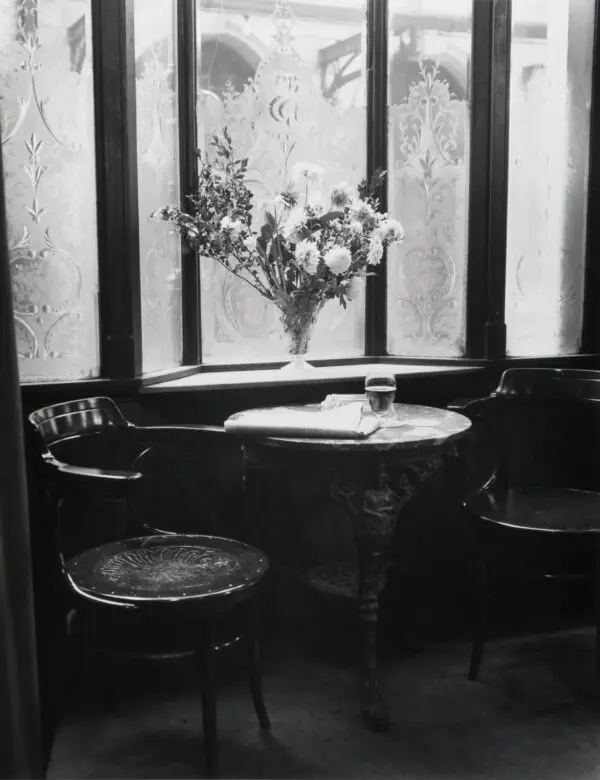 The Role of Pubs in London’s Cultural Identity