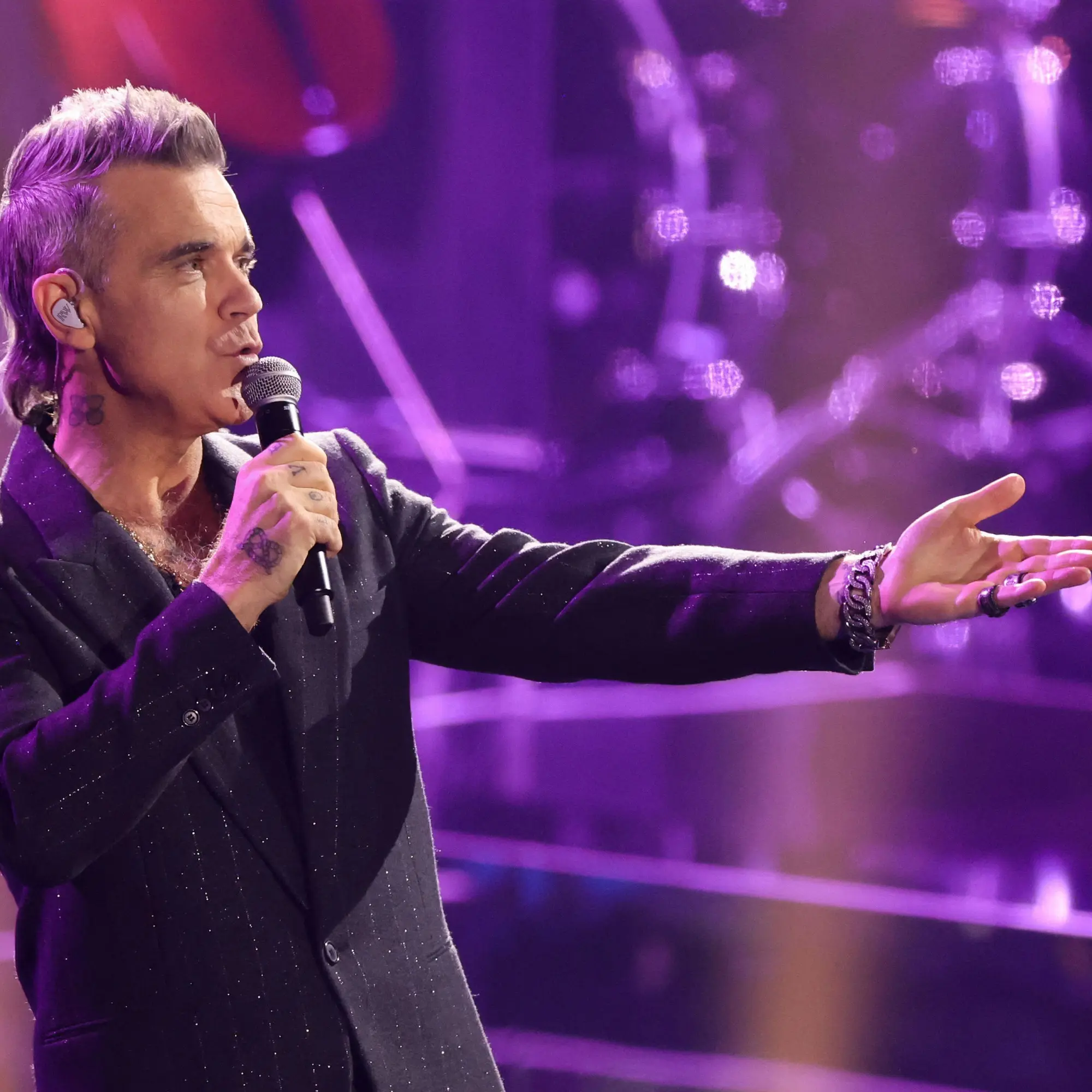 The Extraordinary Journey of Robbie Williams