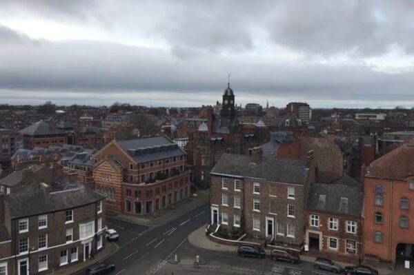 Current Weather Conditions and Forecast in Leeds