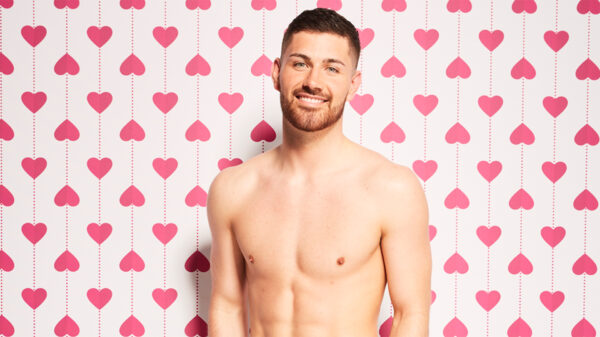 Where Is Scott From Love Island From?