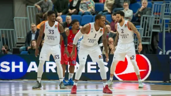 Anadolu Efes vs Žalgiris: A Key EuroLeague Showdown