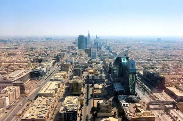 Everything You Need to Know About Dubai Riyadh Flights