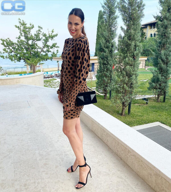 The Journey of Esther Sedlaczek in Sports Journalism