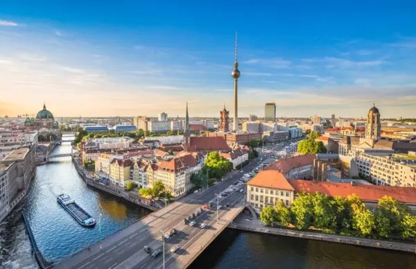 Exploring Flights to Paris: Current Trends and Insights