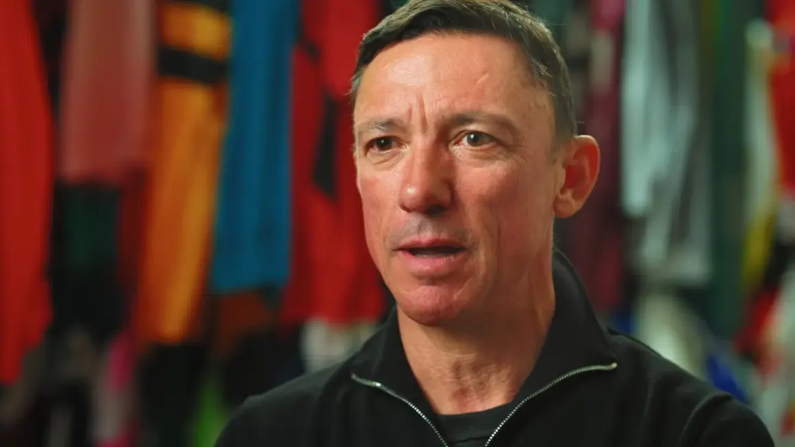 Frankie Dettori: Celebrating the Career of a Legendary Jockey
