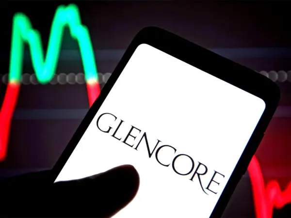 Current Trends in Glencore Share Price