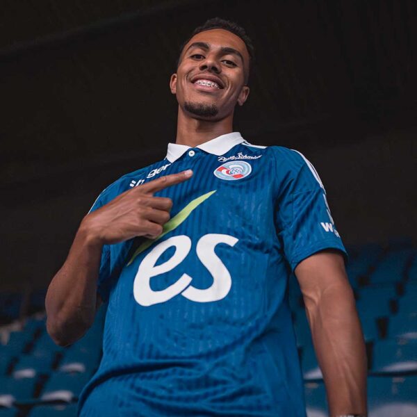 The Rise of Guela Doué in the Music Industry