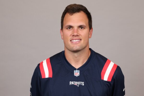 The Career and Impact of Hunter Henry in the NFL