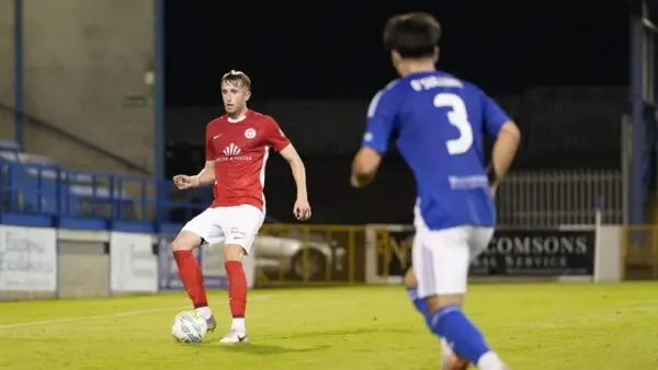 Larne vs Glentoran F.C.: A Thrilling Encounter
