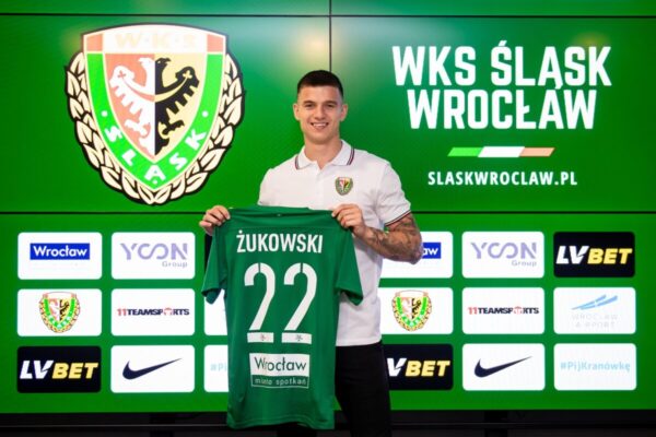The Rise of Mateusz Żukowski in the Football World