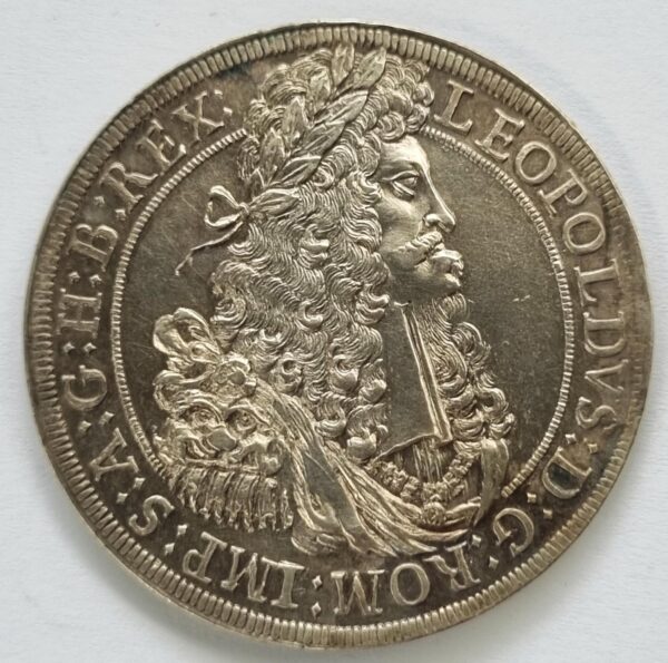 Exploring Menoncello: The Refreshing Italian Lemon Liqueur