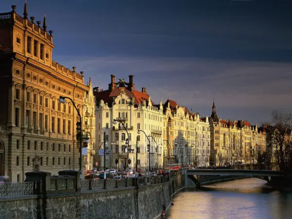 Exploring the Charm of Prague: A Cultural Gem