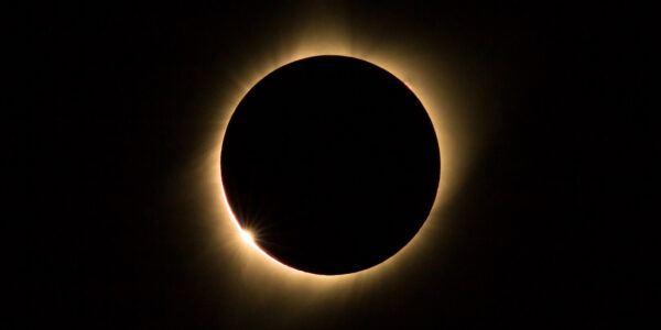 Exploring the Fascinating World of Solar Eclipses