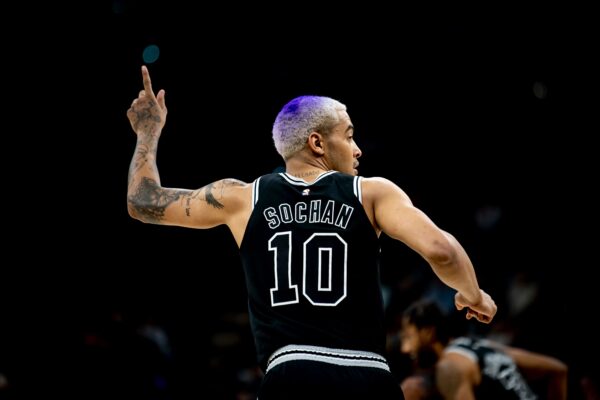 Spurs vs Magic: A Clash of Titans in the NBA