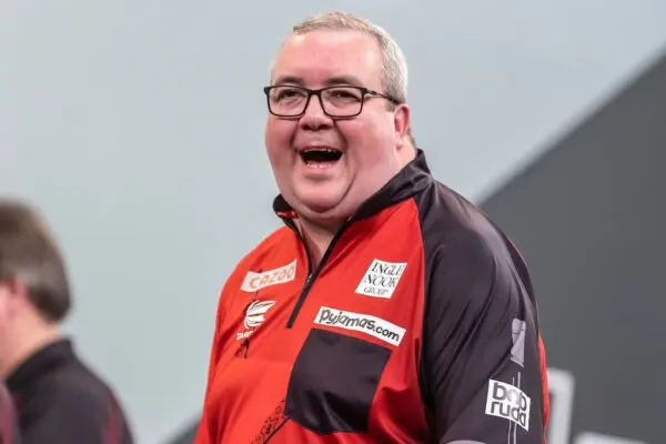 The Rise and Achievements of Stephen Bunting in Darts