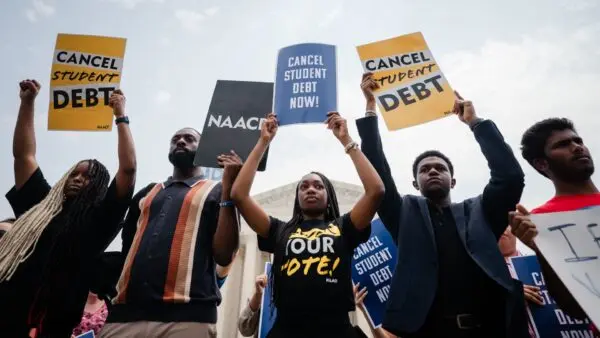 All You Need to Know About Student Loans in the UK