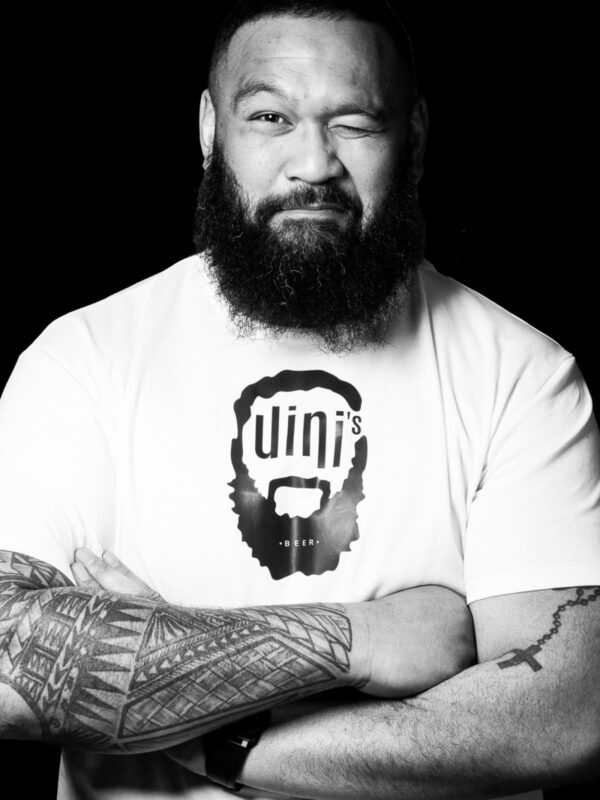 Uini Atonio: A Rising Star in Rugby Union