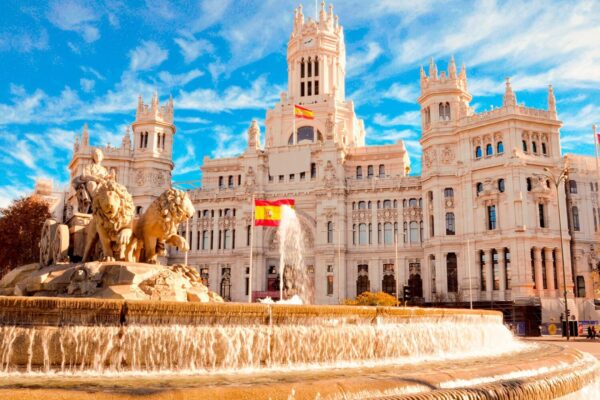 Valencia Faces Real Madrid in an Exciting La Liga Clash