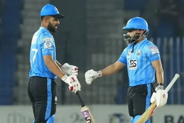 Abdullah Fazal Leads Karachi Whites to National T20 Cup Final