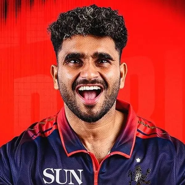 Abhinandan Singh Makes IPL Debut for Royal Challengers Bengaluru