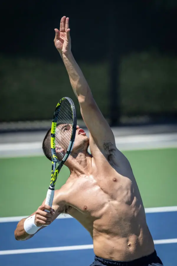 Carlos Alcaraz Advances at Indian Wells 2026