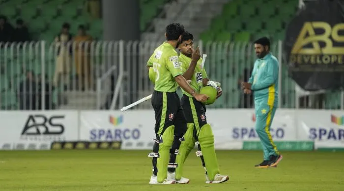 faisalabad vs lahore whites — PK news