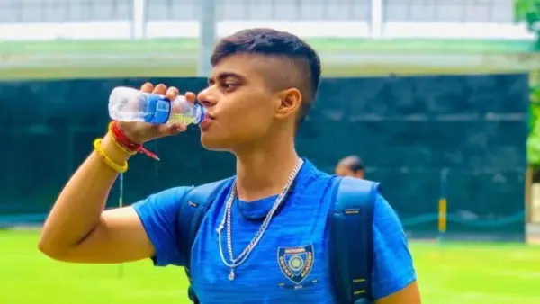 Kashvee Gautam Makes Test Debut as Replacement for Renuka Singh Thakur