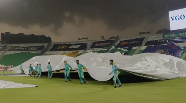 Live Match PSL: Islamabad United vs Peshawar Zalmi