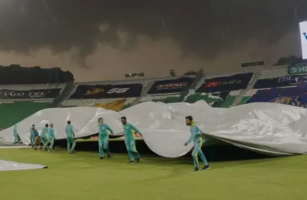 Live Match PSL: Islamabad United vs Peshawar Zalmi