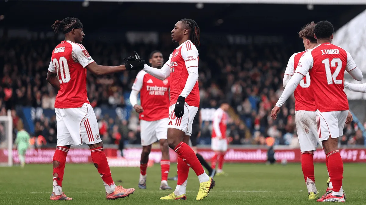 mansfield town — PK news