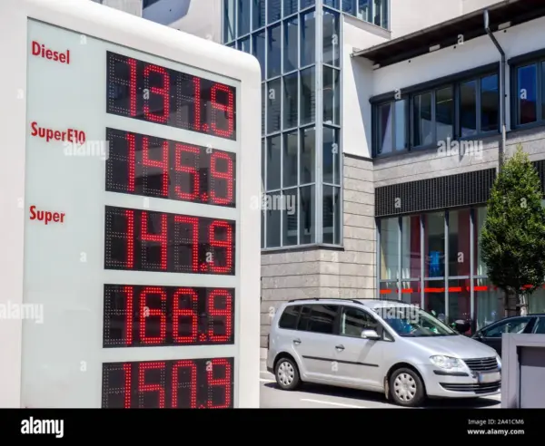 Petrol Prices Surge in Pakistan Amid Global Market Pressures