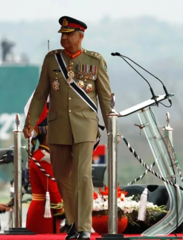 qamar bajwa — PK news