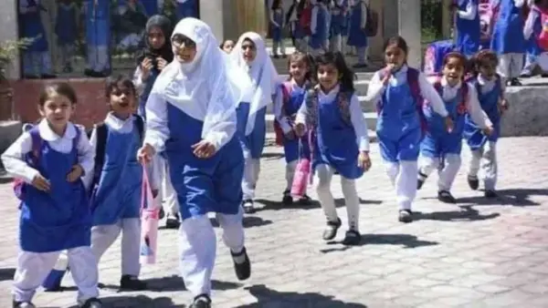 Rana Sikandar Hayat Announces Closure of Educational Institutions in Punjab