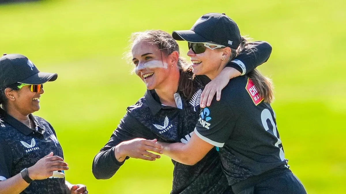 south africa women vs new zealand women — PK news