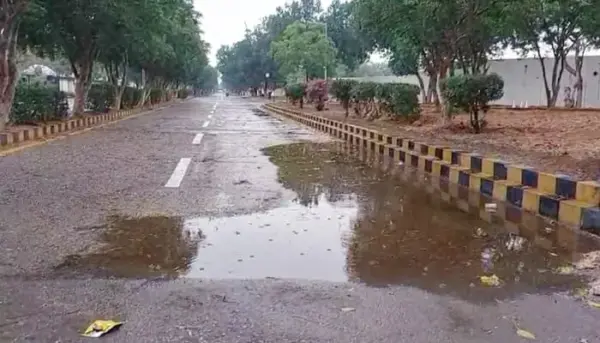 Today Weather Karachi: Heavy Rain Causes Disruption