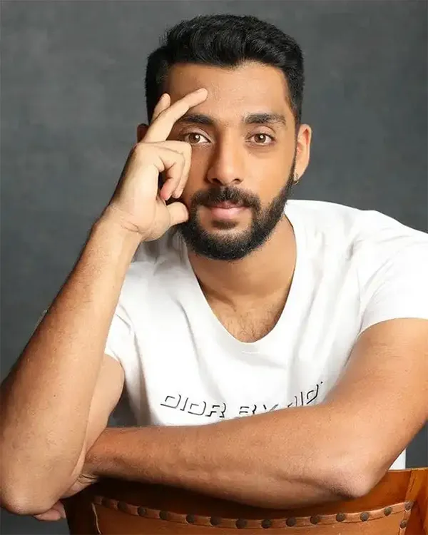 Varun chakaravarthy struggles in T20 World Cup semi-final