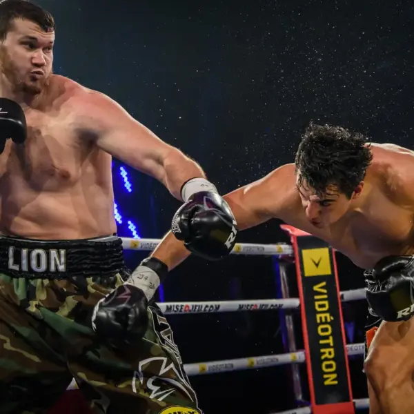 Arslanbek Makhmudov Faces Tyson Fury at Tottenham Hotspur Stadium