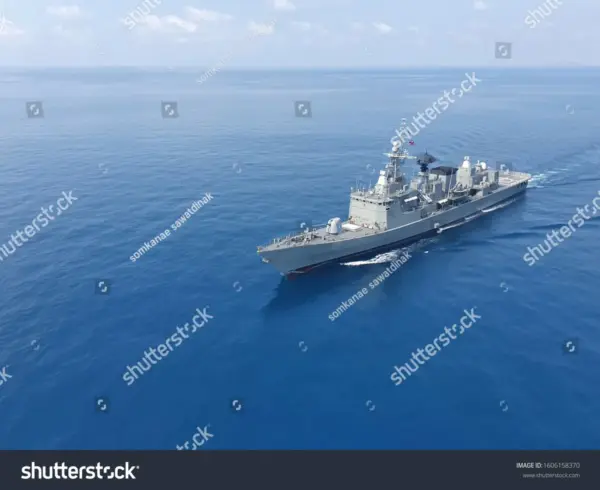 Iran Navy Faces US Naval Blockade in Strait of Hormuz