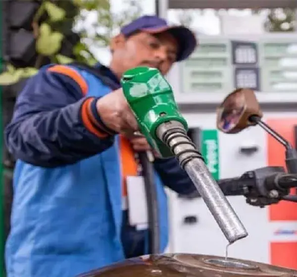 New Petrol Price in Pakistan Reaches Historic High