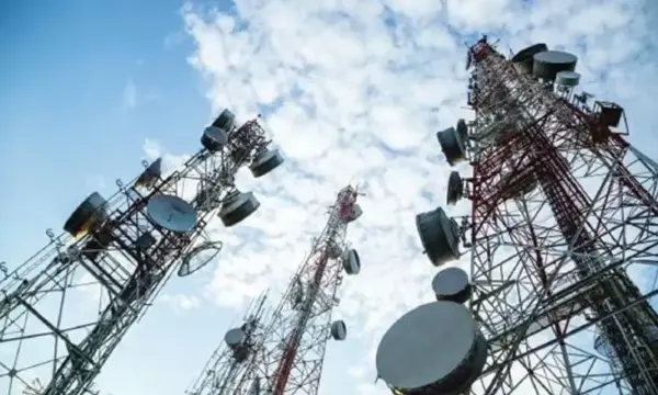 Etisalat ptcl divestment potential